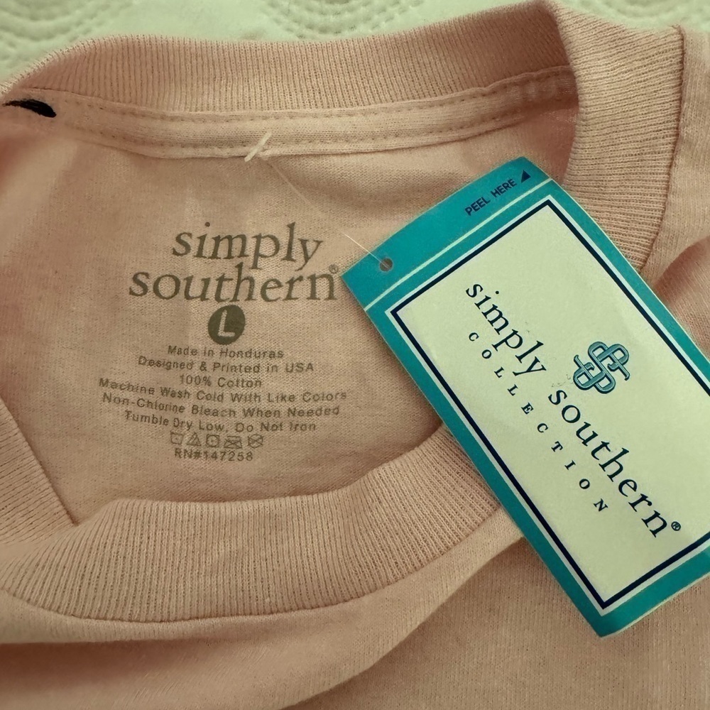 NWT Simply Southern pink FIND THE BEAUTY IN EVERYTHING YOU DO t-shirt size L - Picture 5 of 8